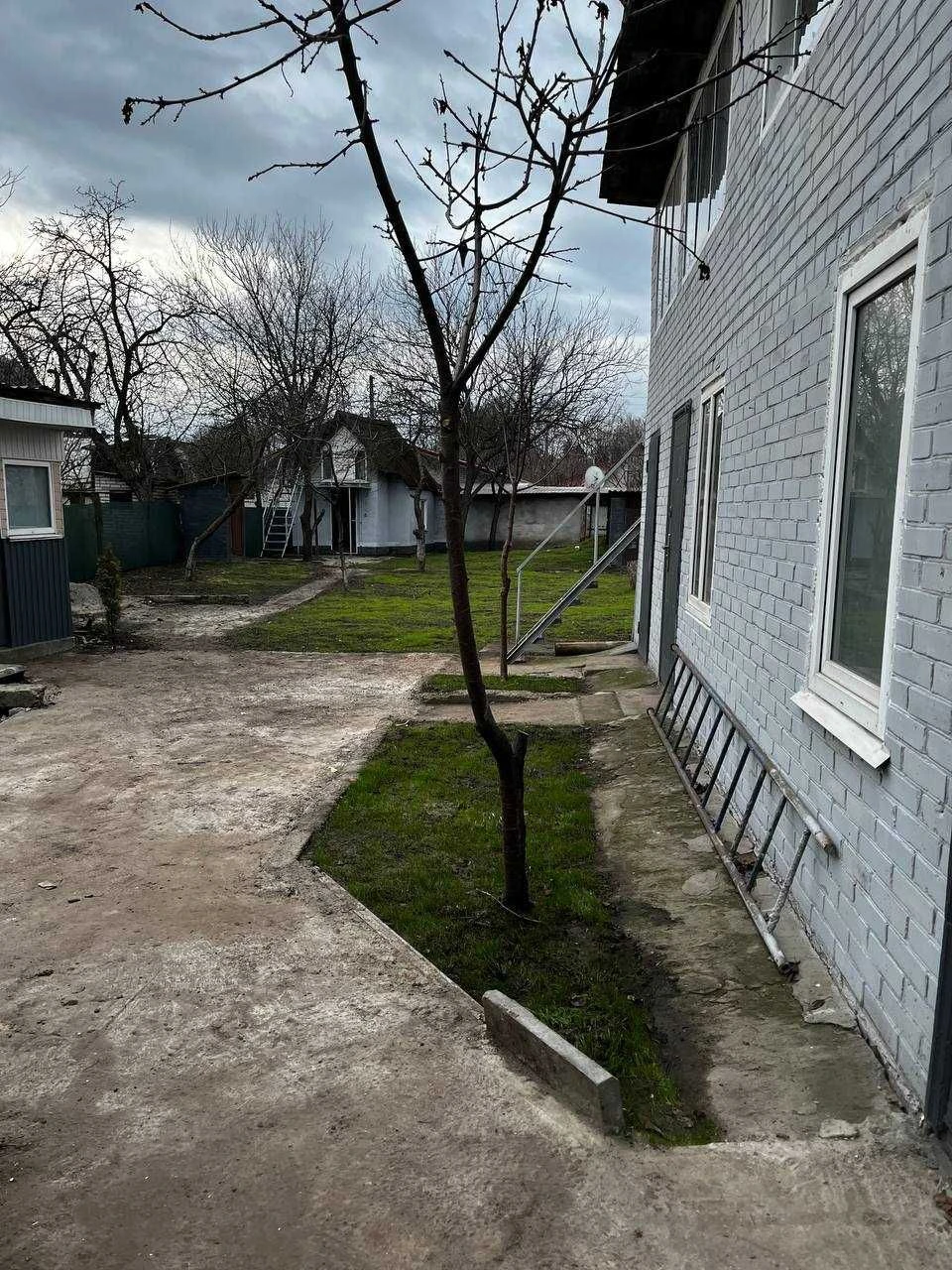 Продам 1/2 будинку в м.Фастів, Київської обл