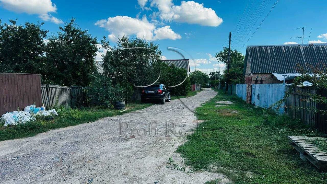 Продаж без комісії для покупця частини будинку на 15 сотках