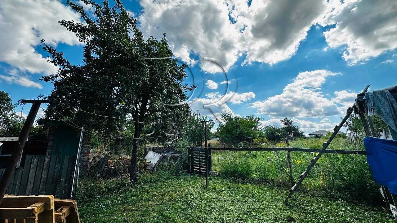 Продаж без комісії для покупця частини будинку на 15 сотках
