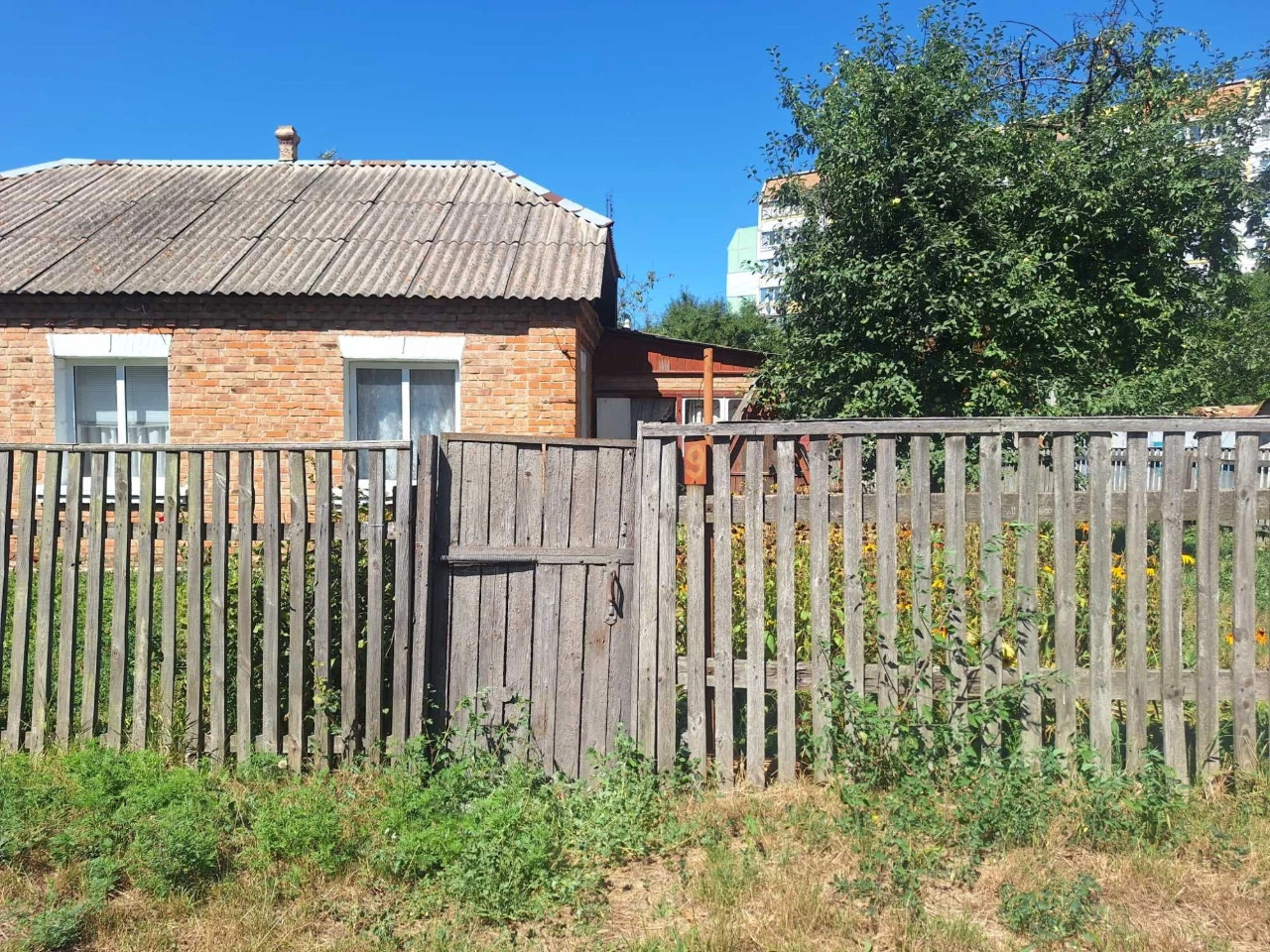 Продам частину будинку з гарним розташуванням в центрі міста