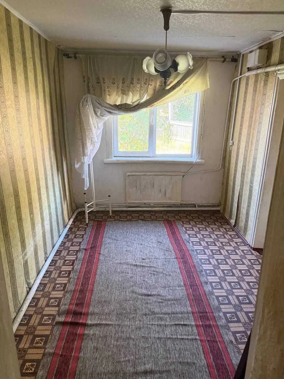 Продам частину будинку з гарним розташуванням в центрі міста