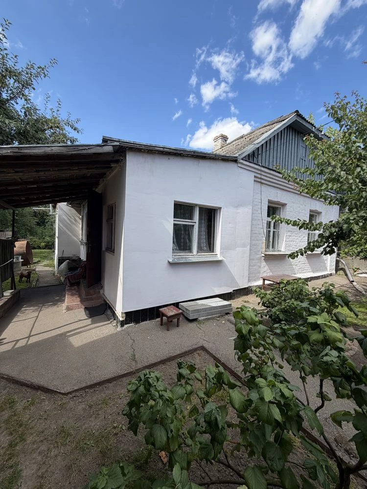 Продається будинок в центрі Фастова