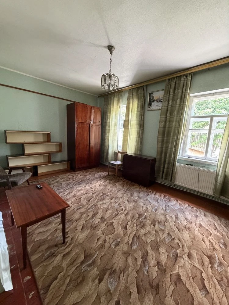 Продається будинок в центрі Фастова