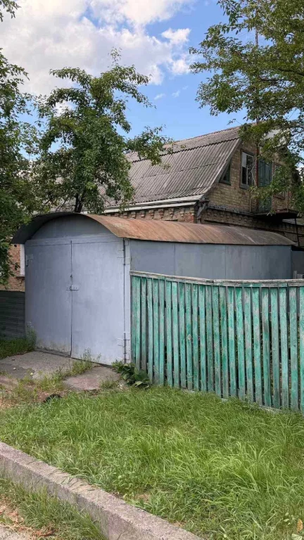 Продам будинок місто Фастів Київська обл. до 30 000$