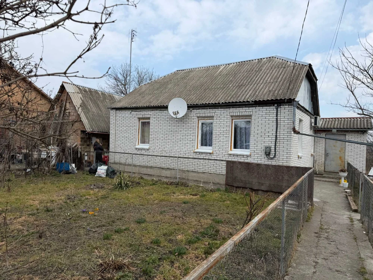 Продаж будинкнку місто Фастів Київської обл. район Журавлівк