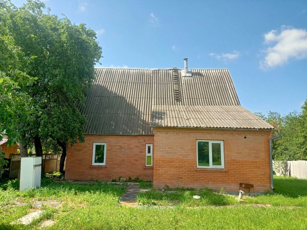 Продам новий будинок 140м Фастів біля Центру 16сот 50км Київ