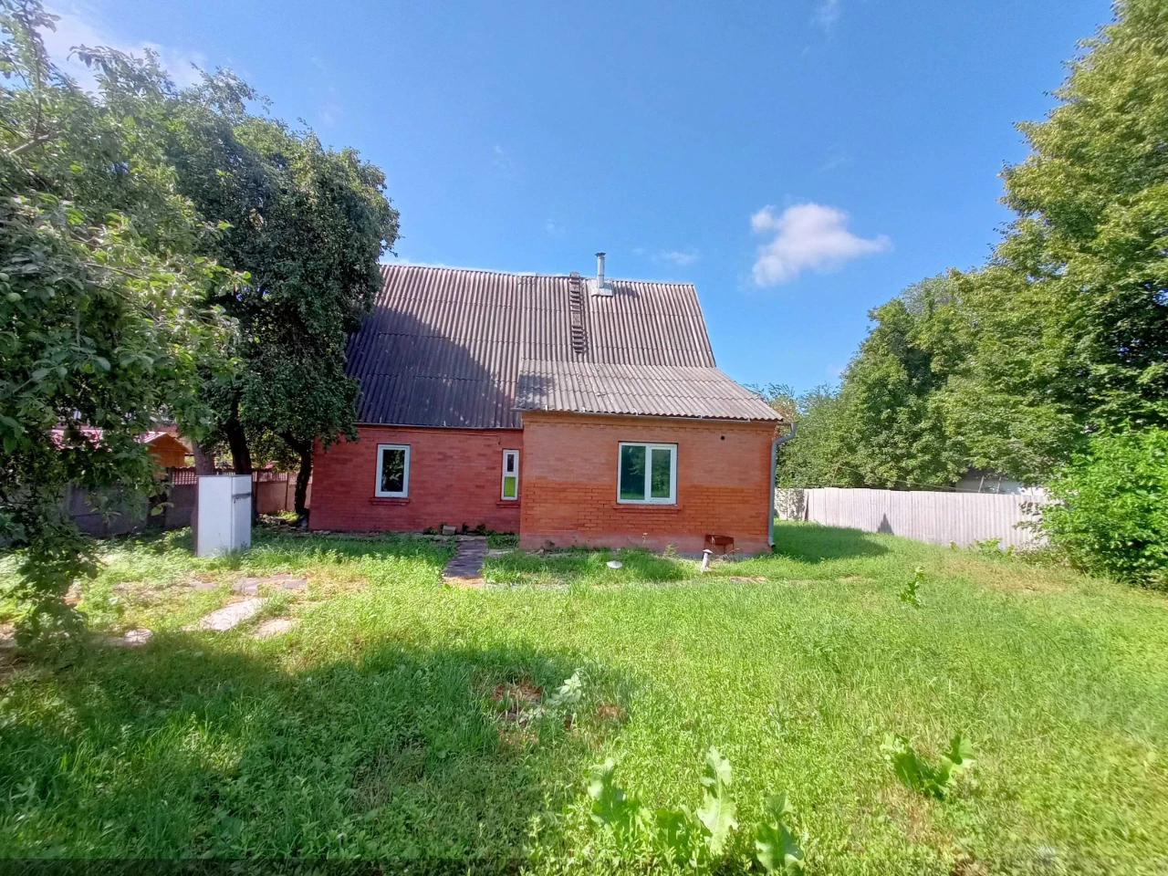 Продам новий будинок 140м Фастів біля Центру 16сот 50км Київ