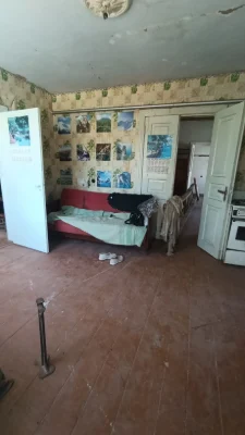 Продається половина будинку