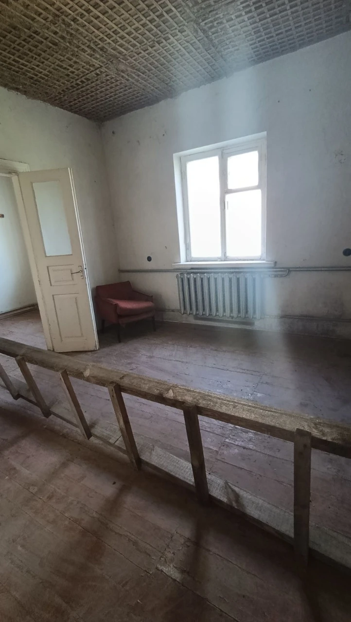 Продається половина будинку