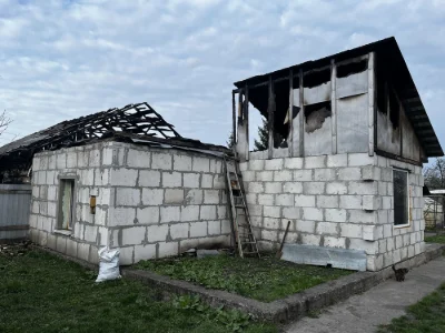 Продаж частини будинка після пожежі!