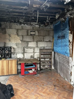 Продаж частини будинка після пожежі!