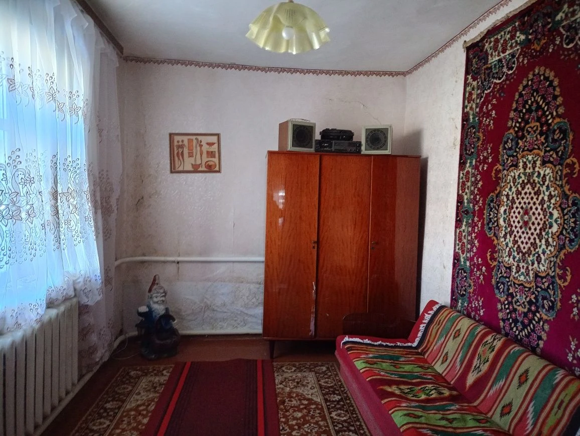 Продається будинок( частина) у Фастові.