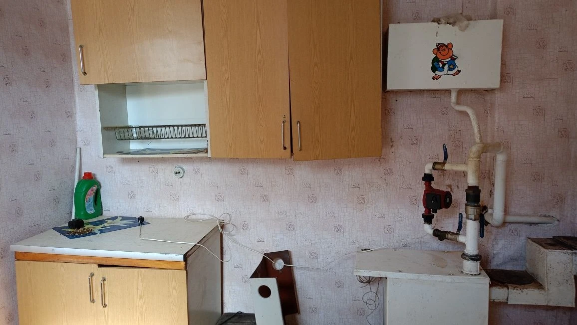 Продається будинок( частина) у Фастові.