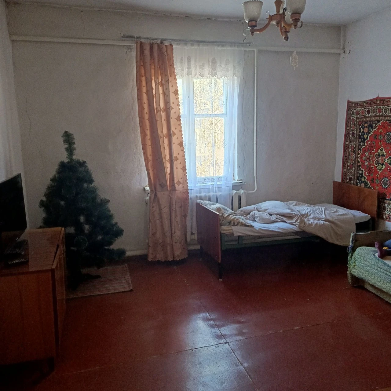 Продається великий будинок