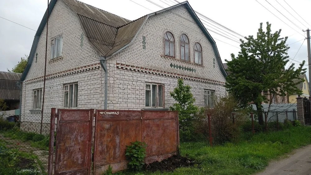 Продам приватний будинок у Фастові (м-н Заріччя)