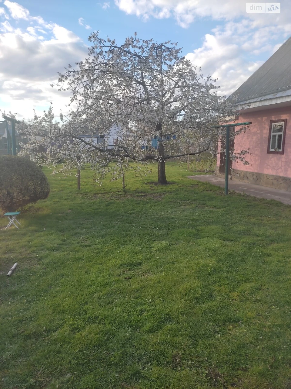 Продаж Дім