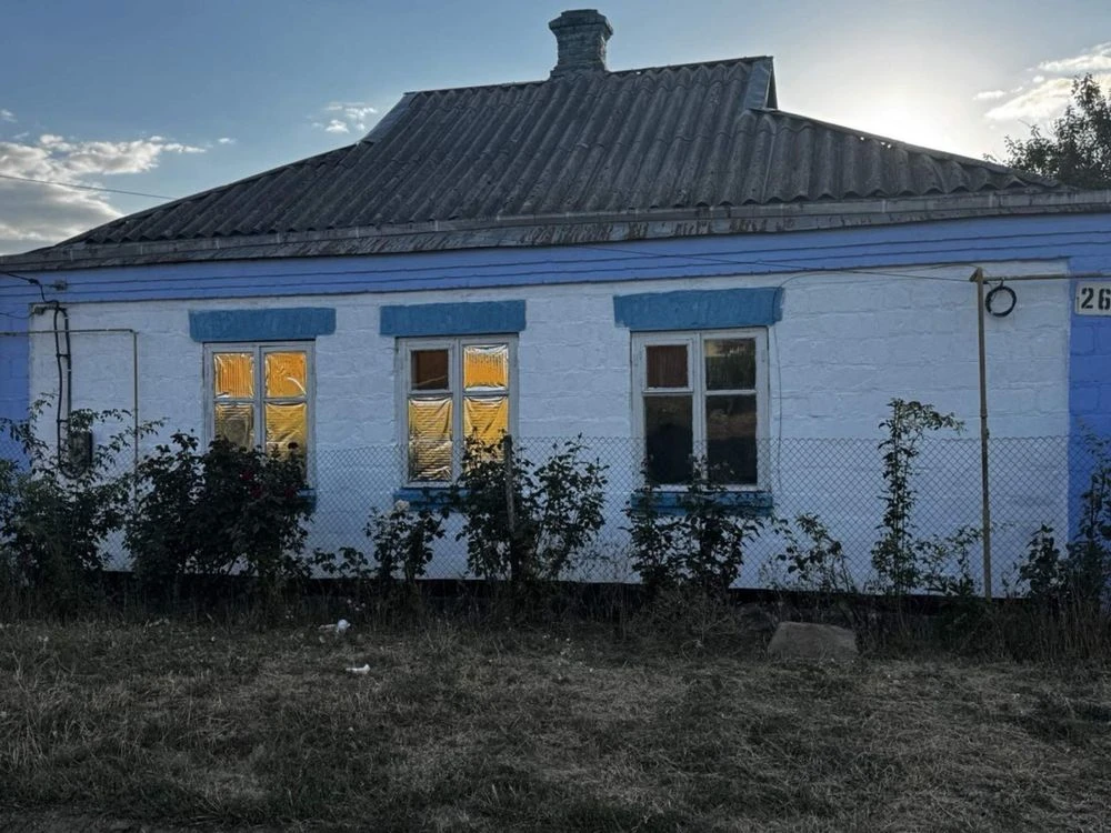 Продам особистий будинок на проживання 4 прожиточні,два кори