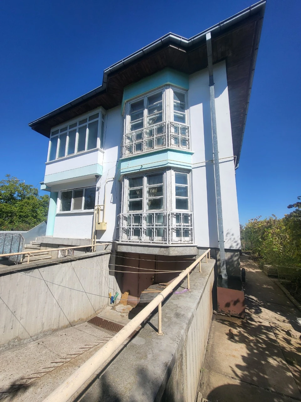 Продається котедж