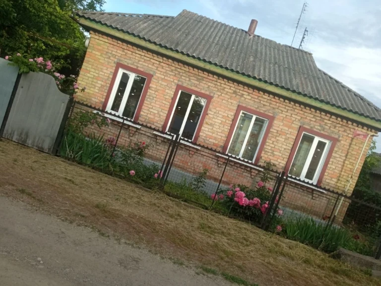 Продається будинок в місто Знам'янка Кіровоградської області