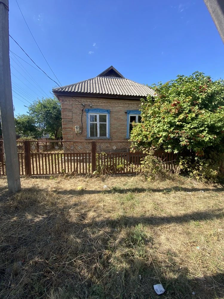 Продам будинок  без ремонту