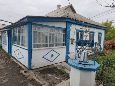 Продам будинок. Неподалік від центру.