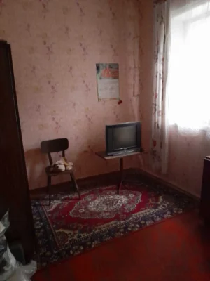 Продам1/2 частину будинку