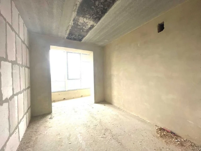 Продам 1к.квартиру  в готовому будинку в центрі