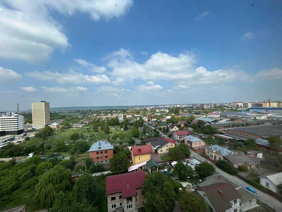 Продам 1к.квартиру  в готовому будинку в центрі