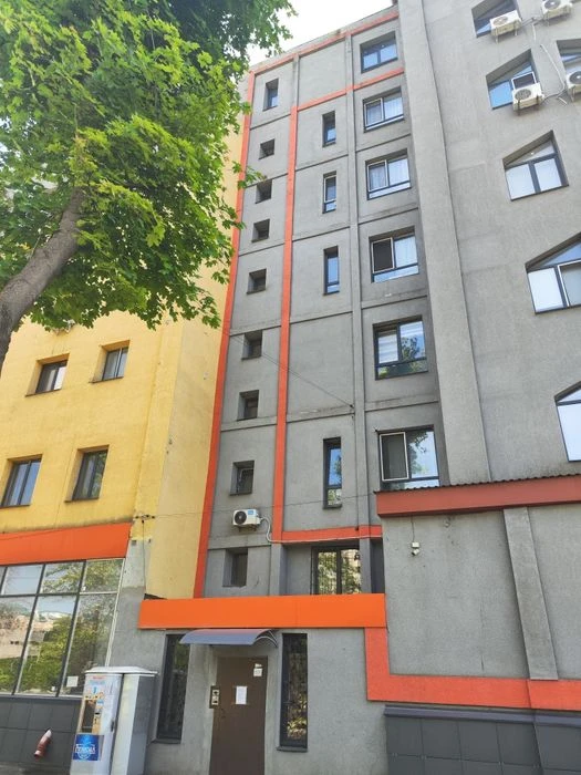 For sale! Two-level apartment. Renovation has begun in the Parkovy Kvartal residential complex.