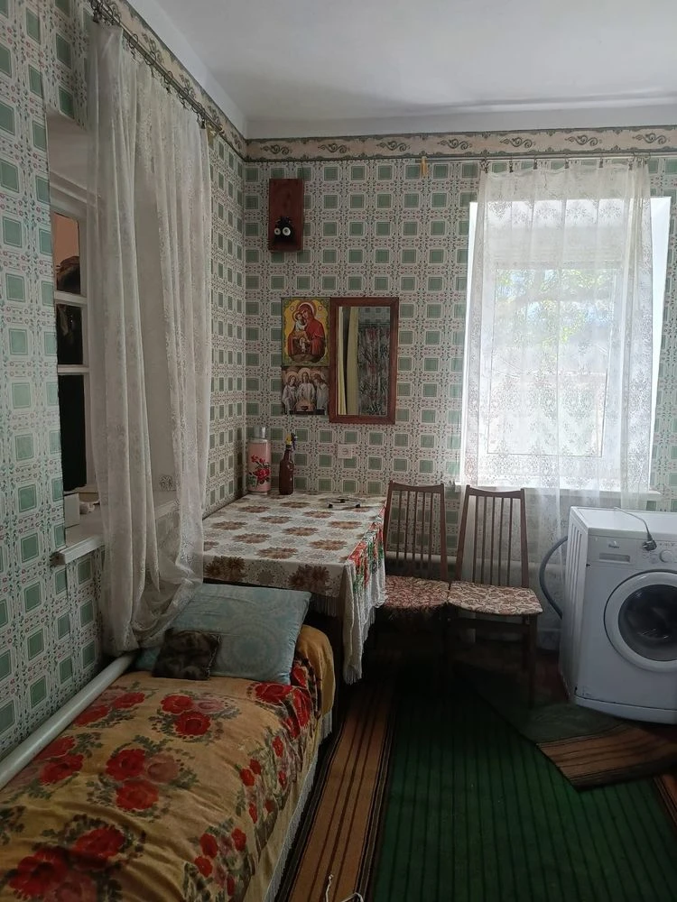 Продам цегляний будинок з газовим опаленням (14 р-н)