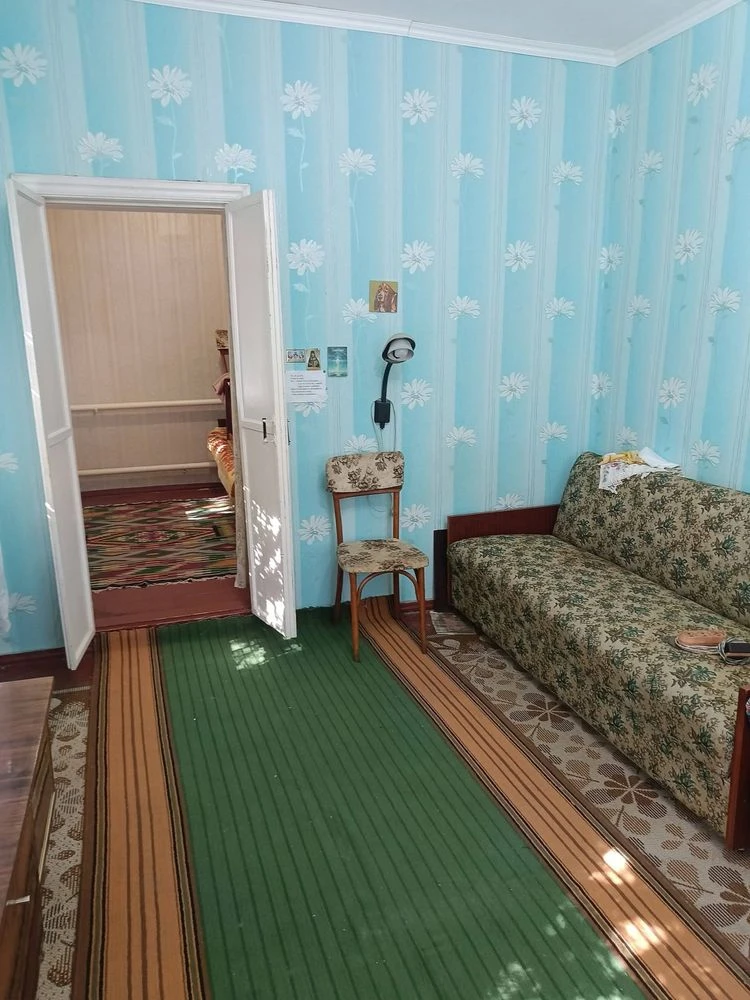 Продам цегляний будинок з газовим опаленням (14 р-н)
