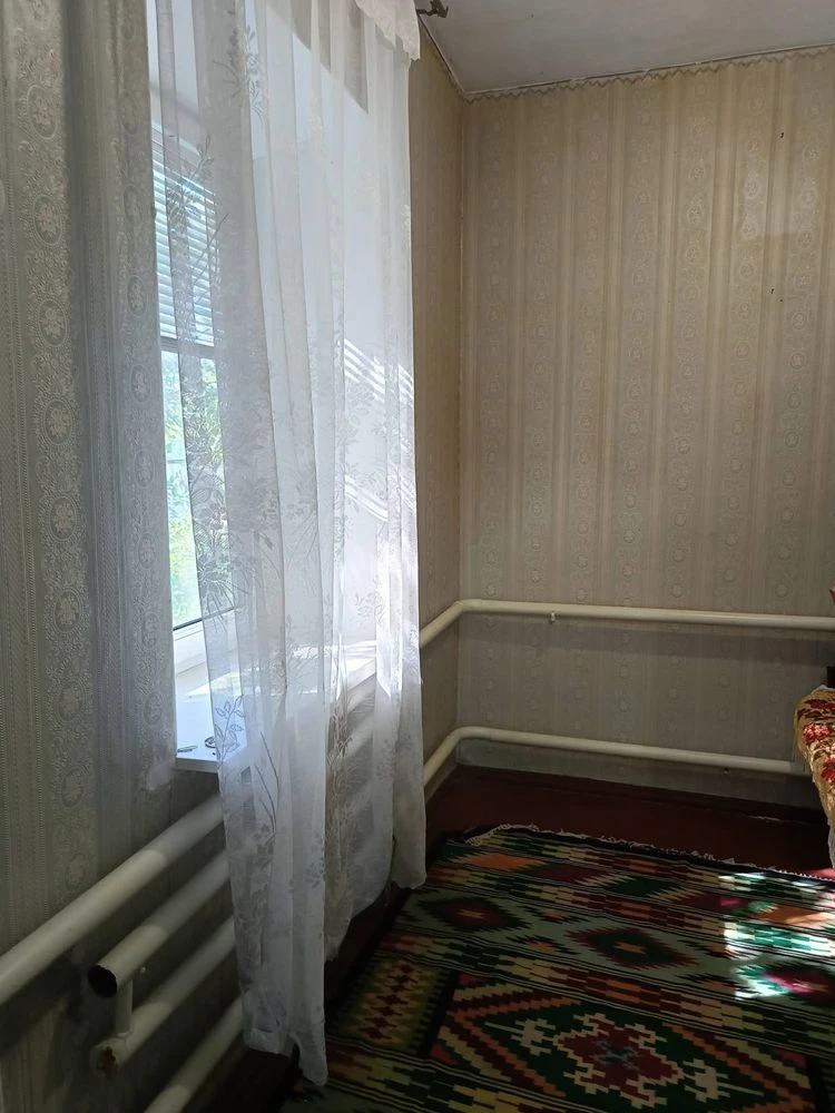 Продам цегляний будинок з газовим опаленням (14 р-н)