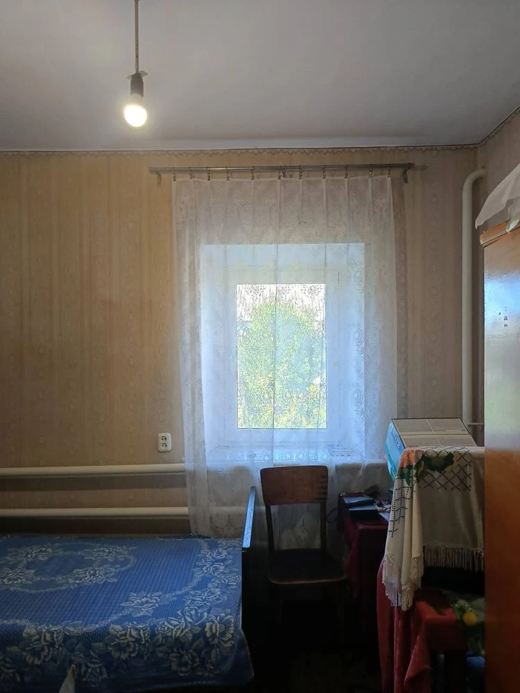 Продам цегляний будинок з газовим опаленням (14 р-н)