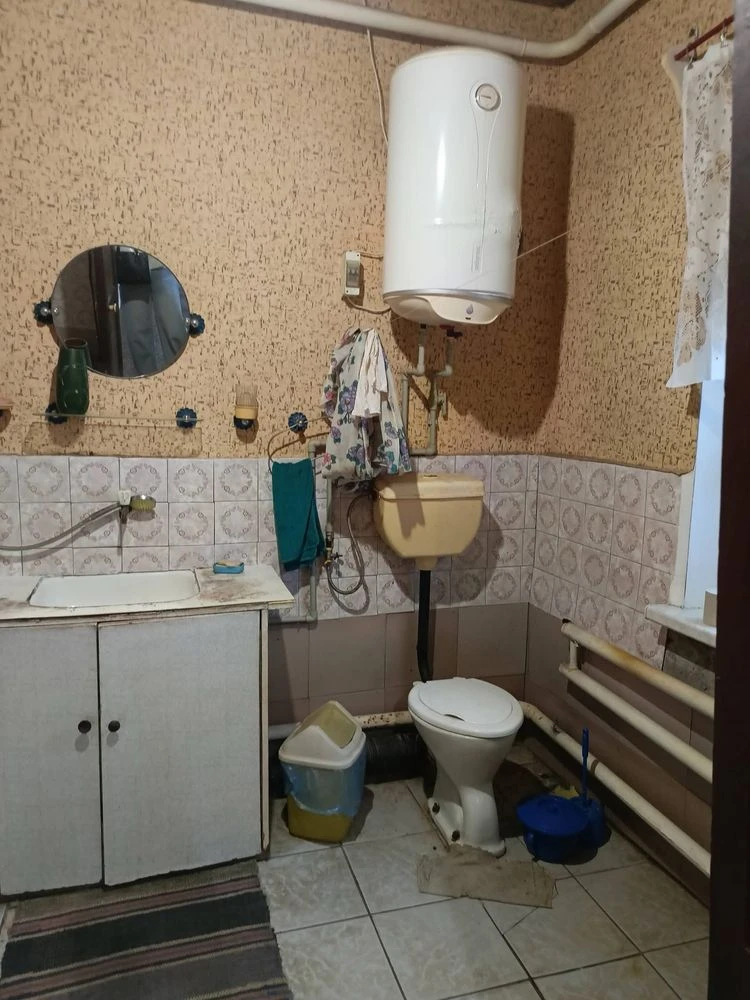 Продам цегляний будинок з газовим опаленням (14 р-н)