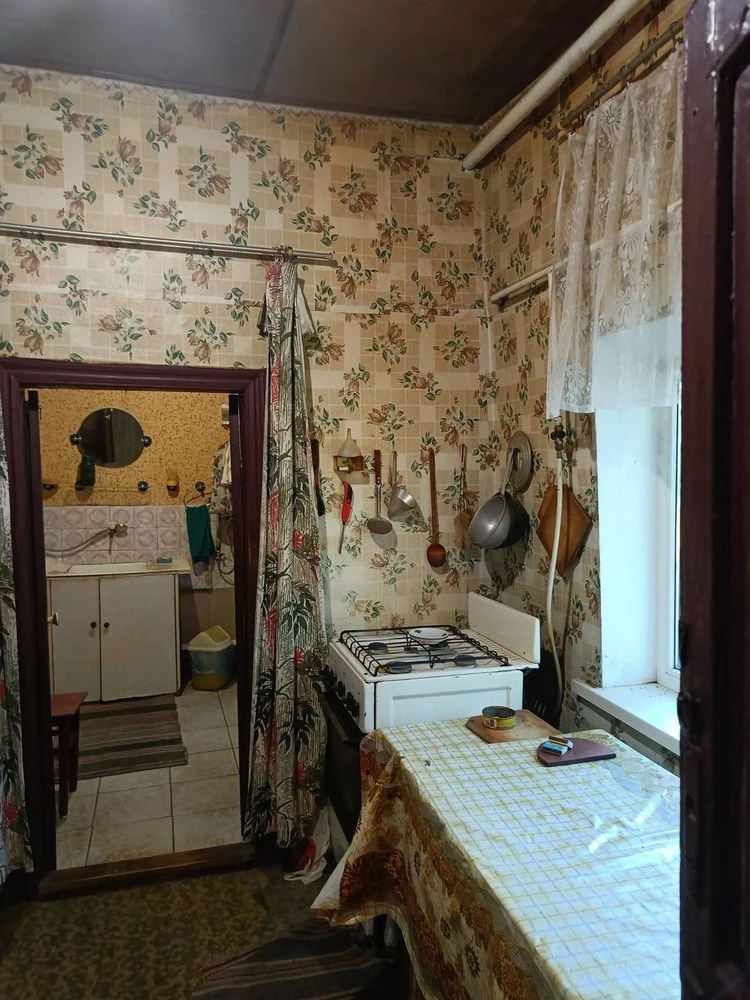 Продам цегляний будинок з газовим опаленням (14 р-н)