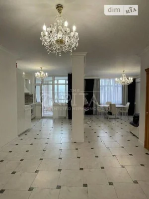 Sale of 3-room apartment 135 sq. m on Akhmatova Anna St. 22 • ID