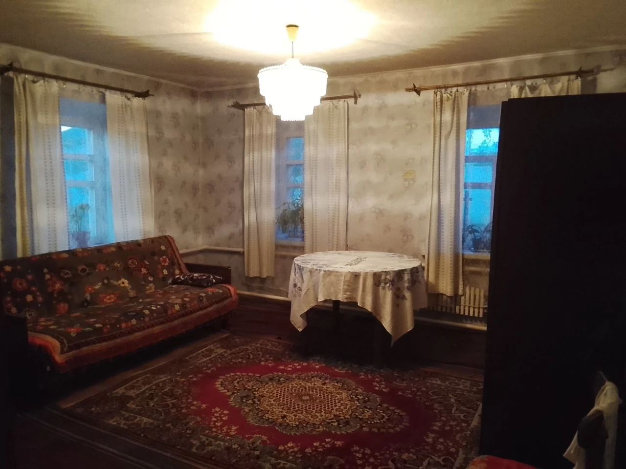 Продам газифікований цегляний будинок із виходом до річки мі