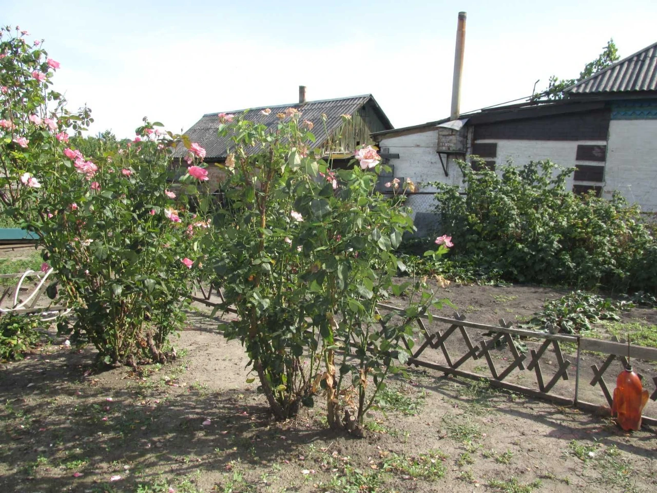 Продам будинок по вул. Гвардійській (р-н Вербової лози) або