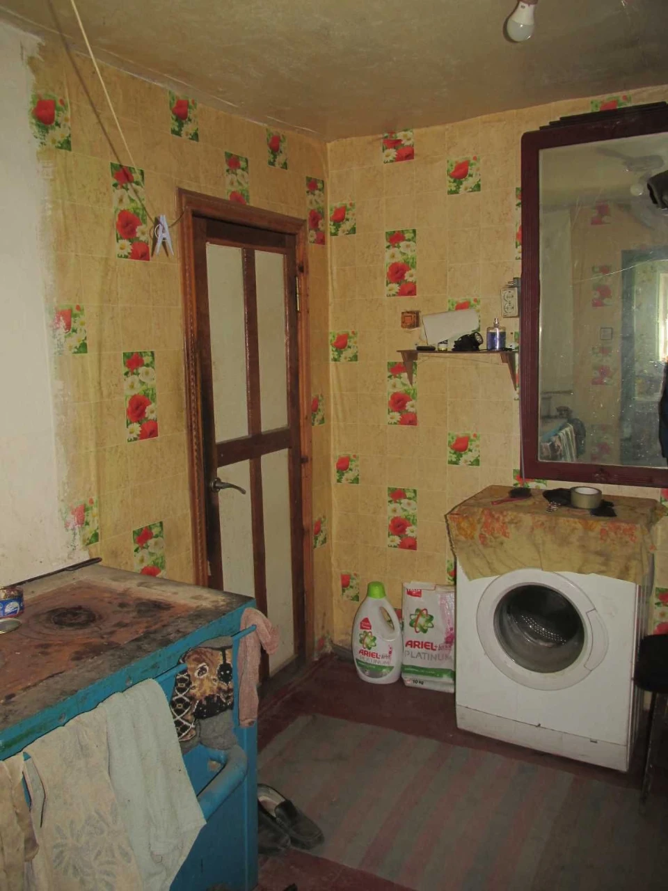 Продам будинок по вул. Гвардійській (р-н Вербової лози) або