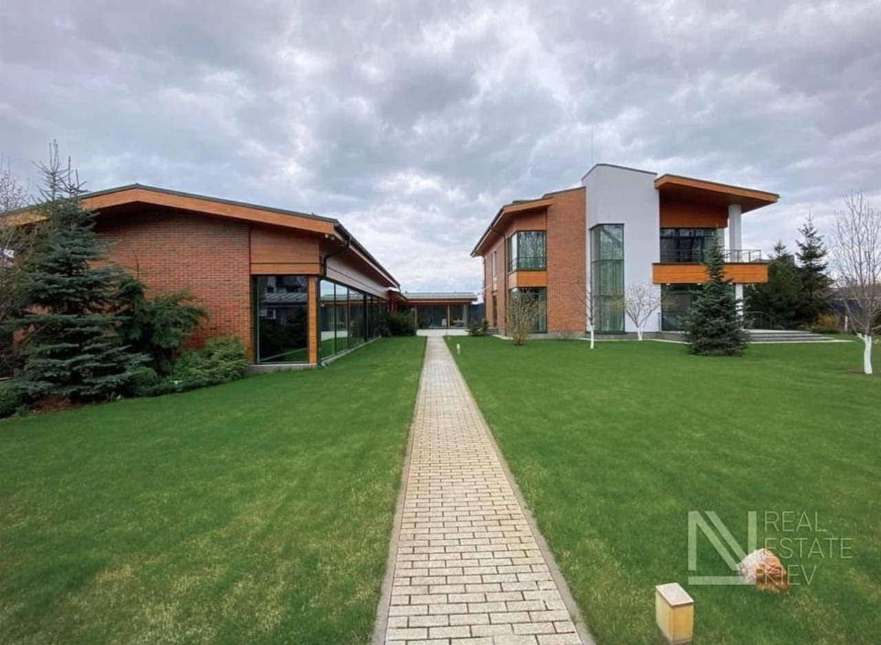 Продається будинок. 150000$