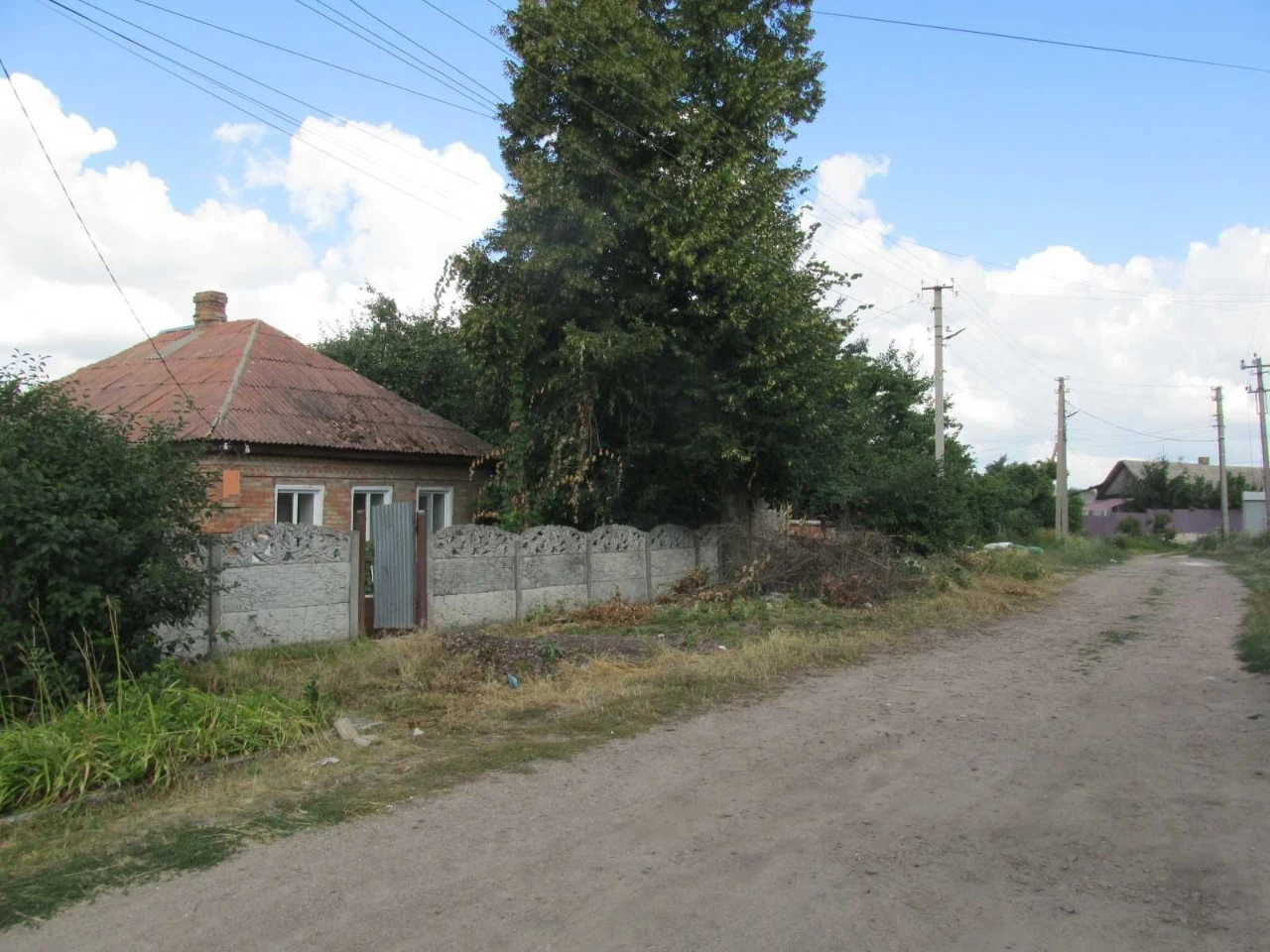 Продам газифікований будинок по вулиці Кам'яній ( колишня на
