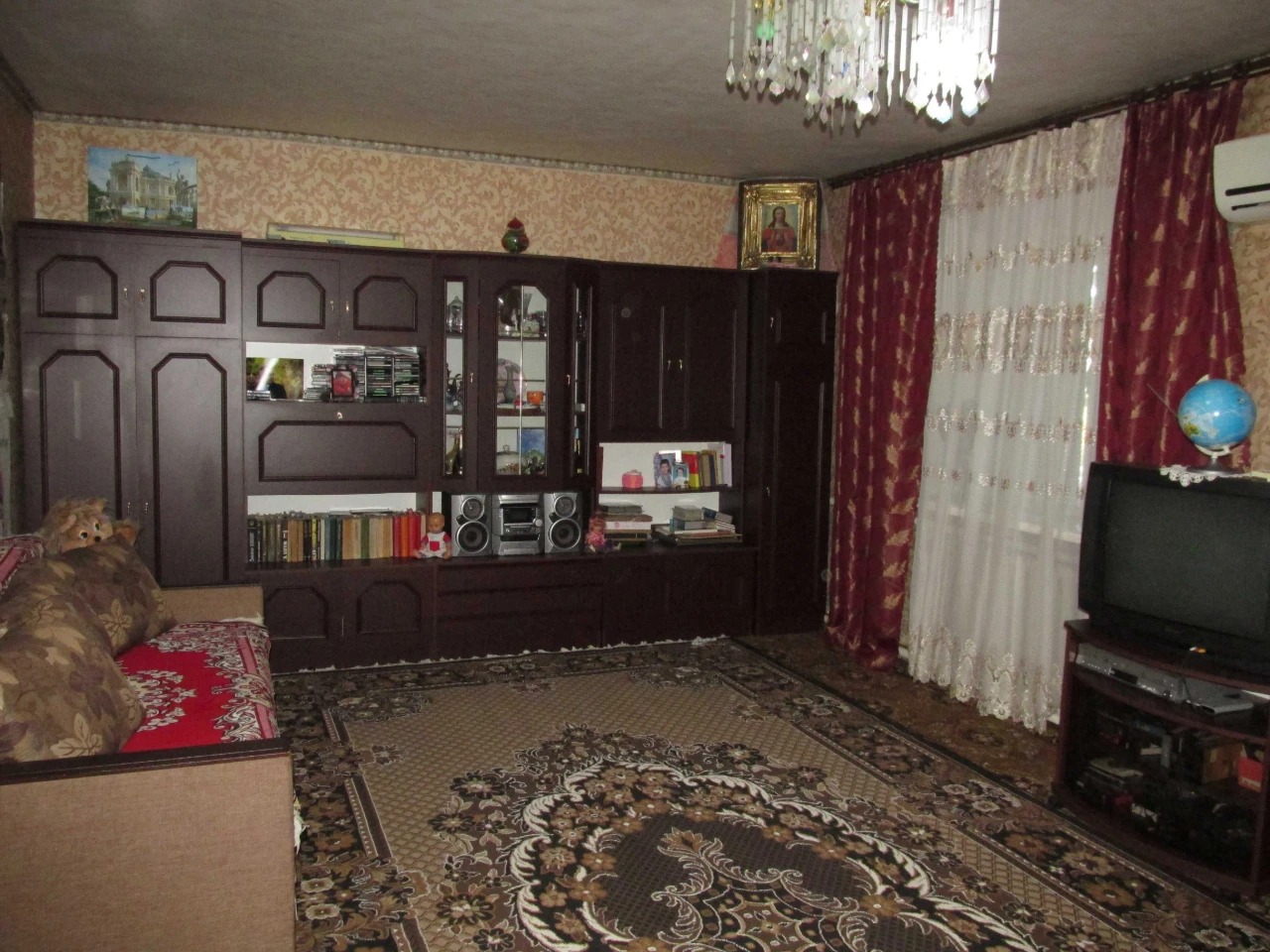 Продається газифікований будинок по вул. Ю.Корлюка (р-н 8 шк