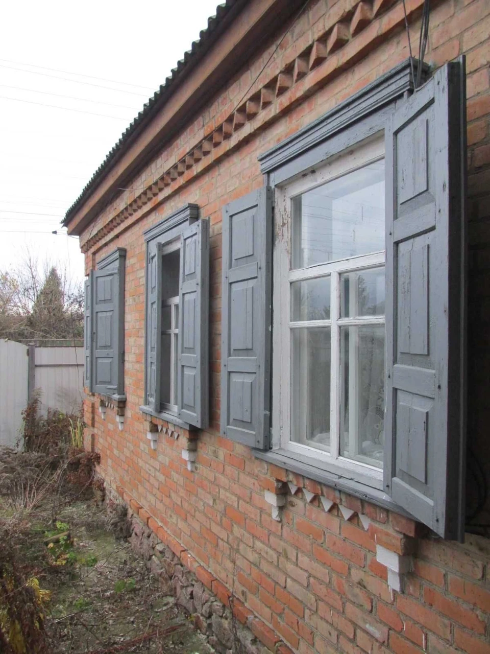 Продається цегляний газифікований будинок по вул. Скічко (14
