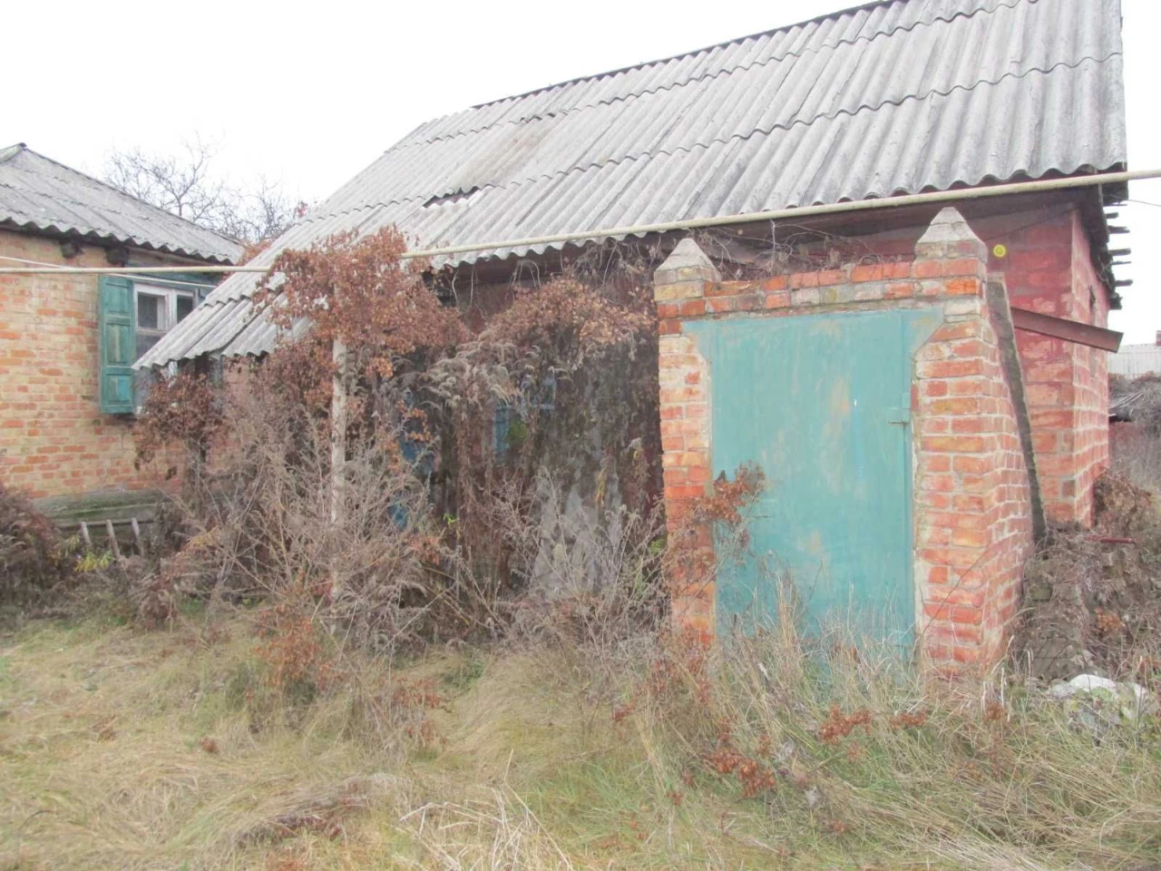 Продається цегляний газифікований будинок по вул. Скічко (14