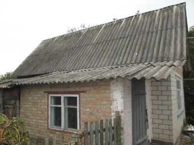 Продам будинок з газовим опаленням по вул. Нижче Польова ( 1