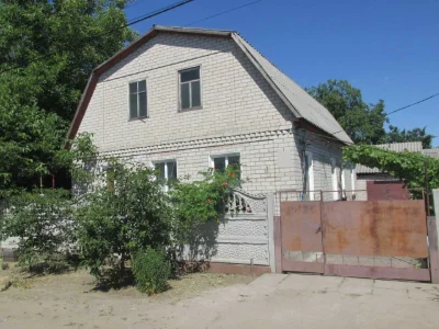 Продам цегляний будинок по вул. Миколаївській (Жовтневий р-н