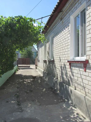 Продам цегляний будинок по вул. Миколаївській (Жовтневий р-н