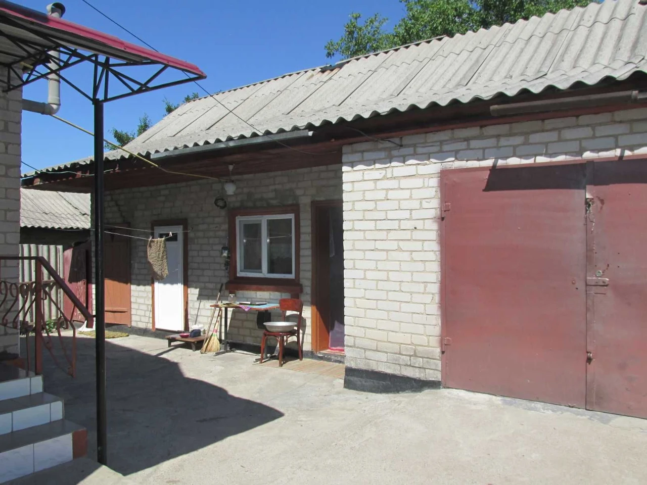 Продам цегляний будинок по вул. Миколаївській (Жовтневий р-н