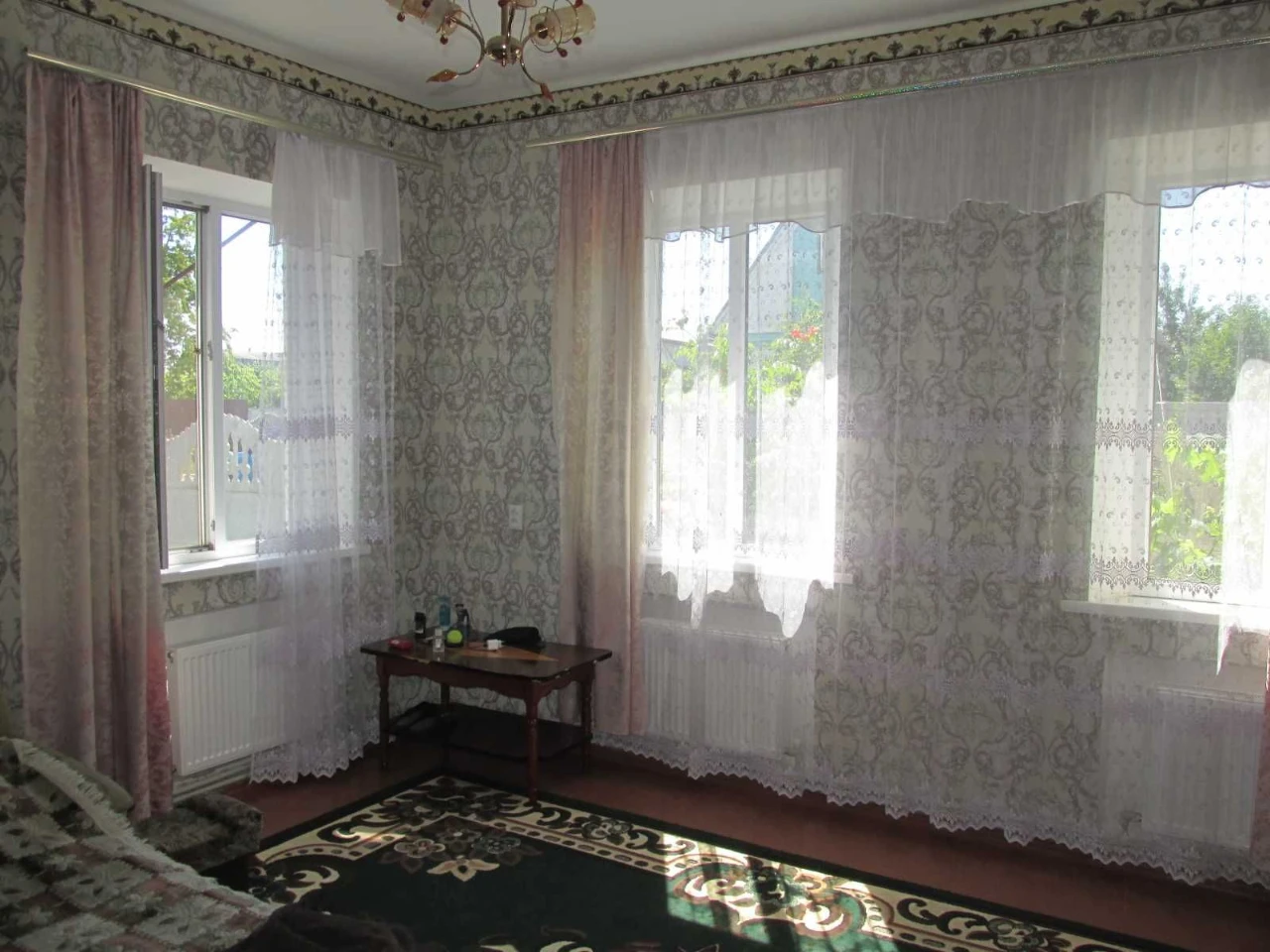 Продам цегляний будинок по вул. Миколаївській (Жовтневий р-н