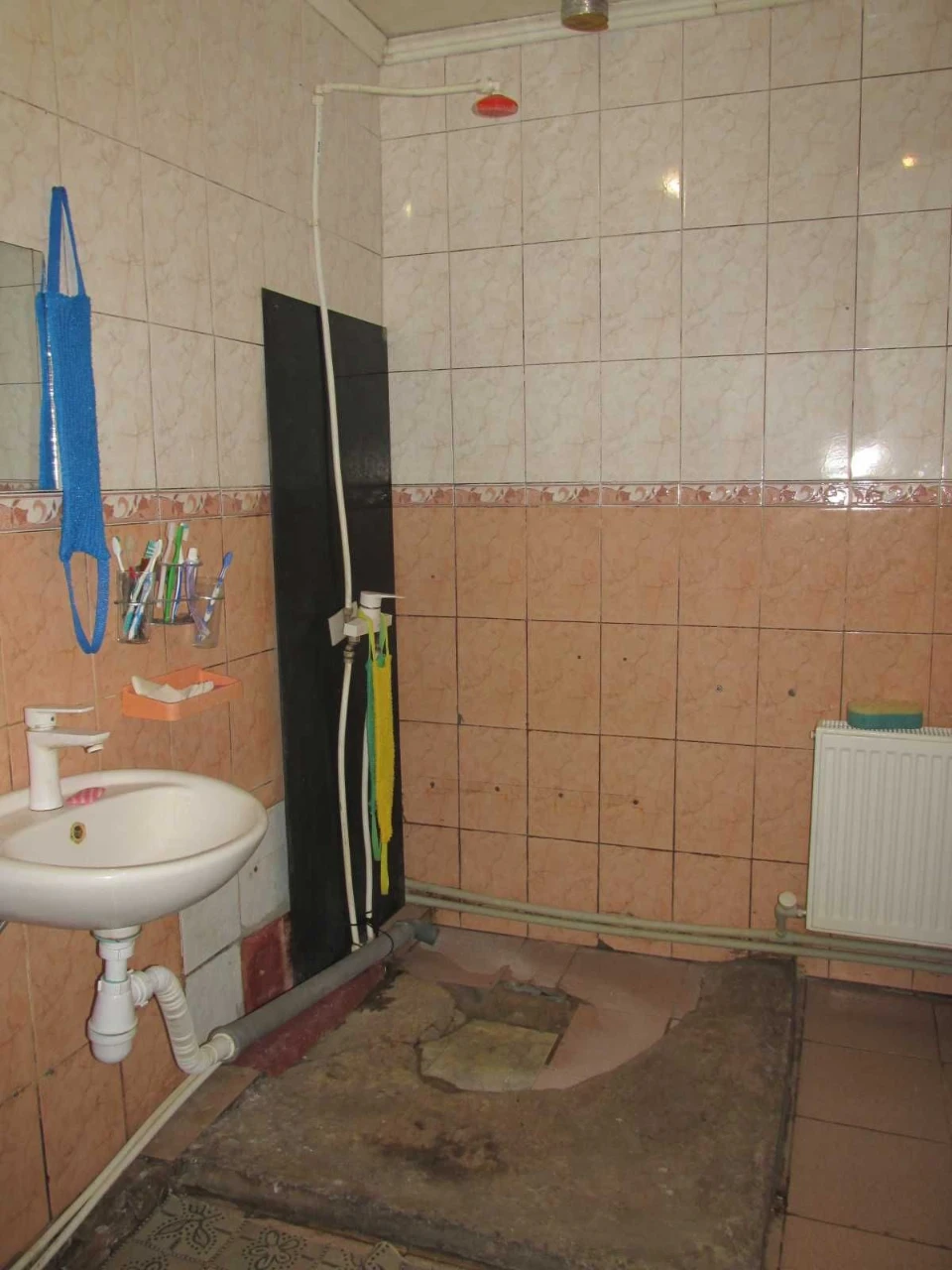 Продам цегляний будинок по вул. Миколаївській (Жовтневий р-н